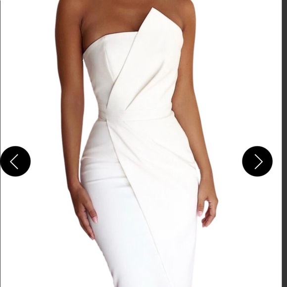 SOLD✨House of CB UMA dress- white - Picture 4 of 6